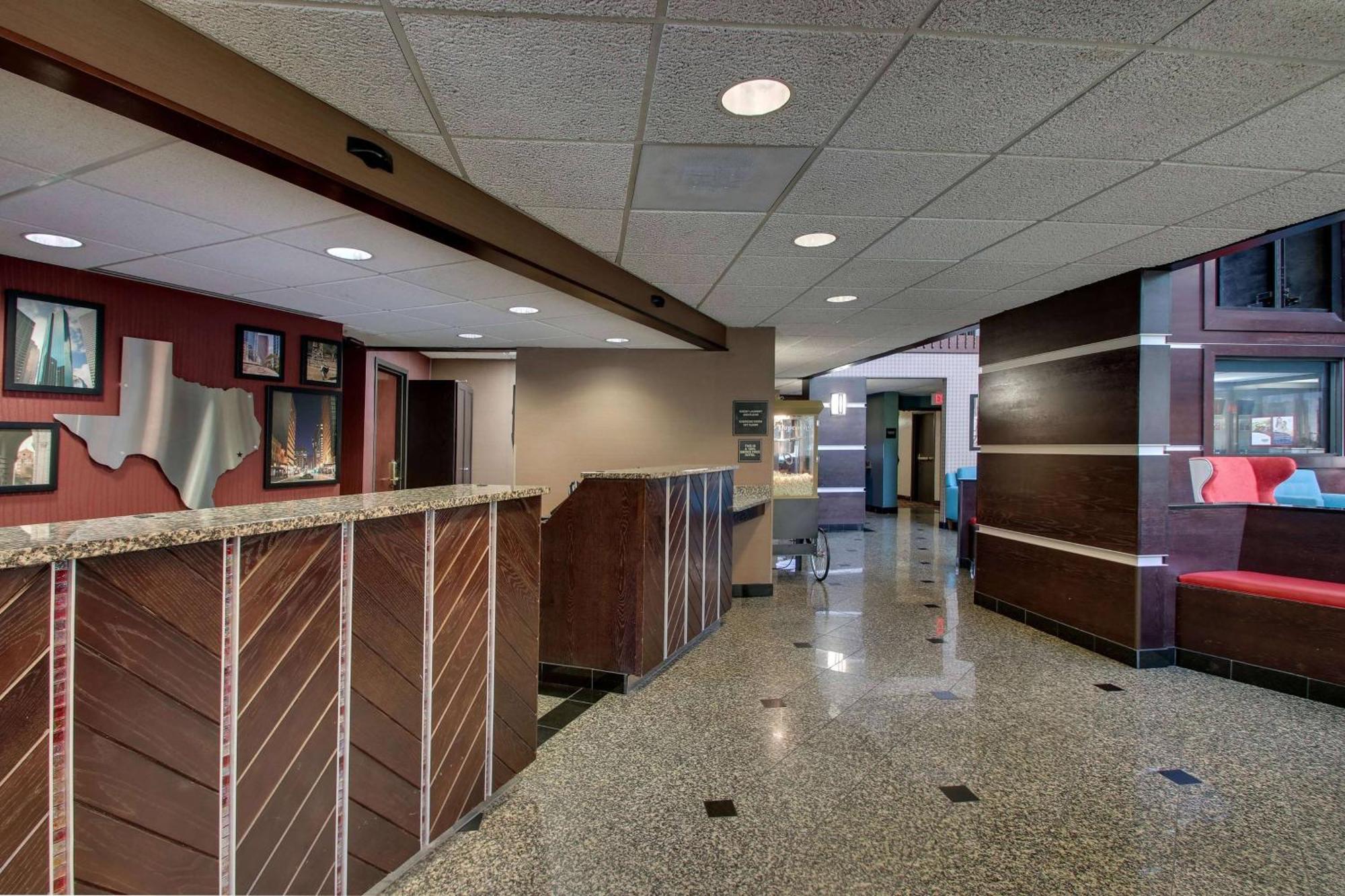 Heritage Inn & Suites The Woodlands, Trademark By Wyndham Exterior foto
