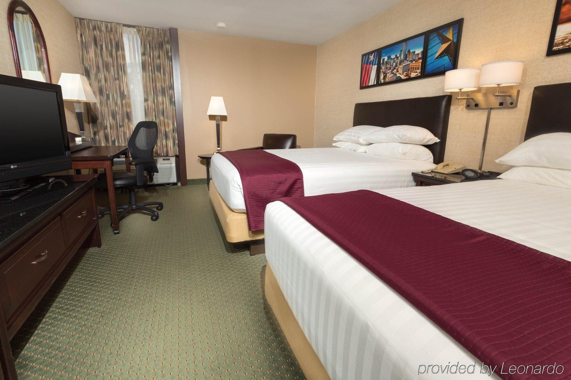 Heritage Inn & Suites The Woodlands, Trademark By Wyndham Exterior foto